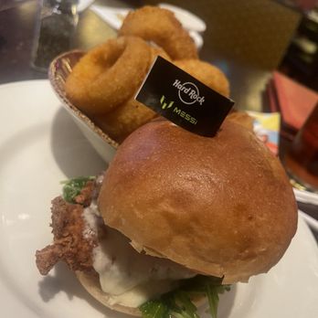 Hard Rock Cafe - Messi Chicken Sandwich - American Near Me - Hollywood, Florida Hard Rock Cafe - Messi Chicken Sandwich - American Near Me - Hollywood, Florida