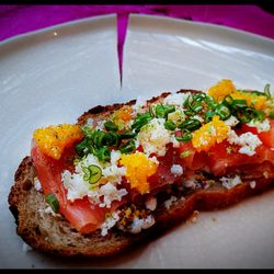 Galatea - Tapa de Salmon Gravalox