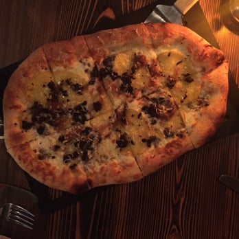 The Parlour - The Goldmember, a unique pizza with a mild flavour on a fantastic crust. - Pizza Near Me - Vancouver, British Columbia The Parlour - The Goldmember, a unique pizza with a mild flavour on a fantastic crust. - Pizza Near Me - Vancouver, British Columbia