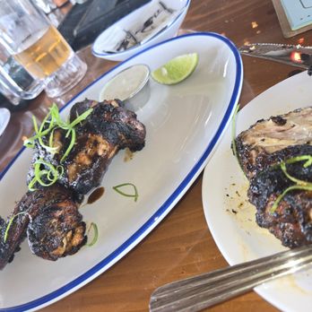 Gramps Getaway - Jerk wings - Dive Bars Near Me - Key Biscayne, Florida