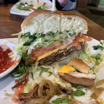 California Pizza Kitchen - West Coast Burger - Pizza Near Me - Riverside, California