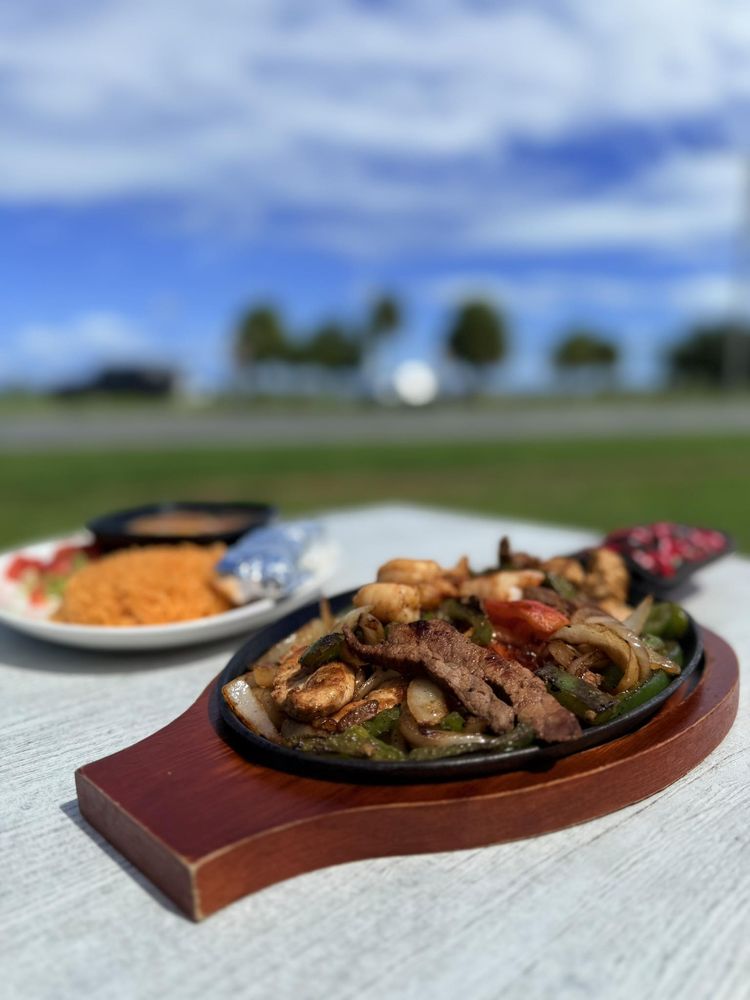 El Leoncito - Titusville
