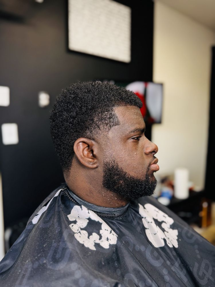 Rich Fadez Barber Lounge Logo