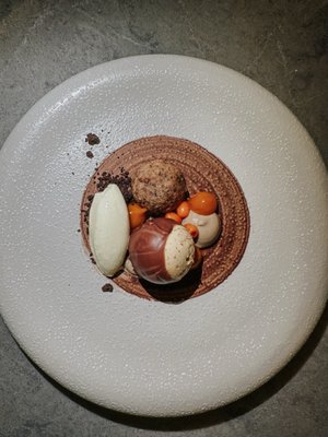 CHAMPLAIN RESTAURANT by null