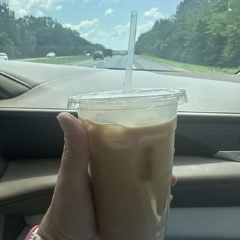 Evergreens - Cinnamon vanilla latte - Coffee & Tea Near Me - Paducah, Kentucky