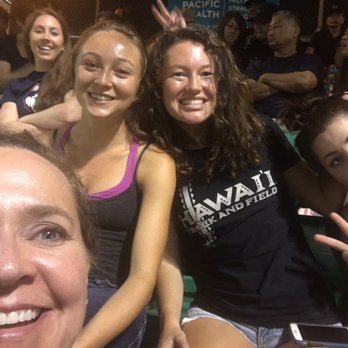 Rainbow Wahine Softball Stadium - Great fans! - Stadiums & Arenas Near Me - Honolulu, Hawaii Rainbow Wahine Softball Stadium - Great fans! - Stadiums & Arenas Near Me - Honolulu, Hawaii