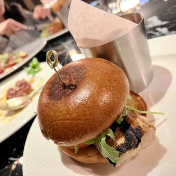 Grill on 21 - Steakhouses Near Me - Chicago, Illinois Grill on 21 - Steakhouses Near Me - Chicago, Illinois