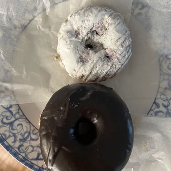 Beacon Doughnuts - Chocolate glazed brioche, blueberry pancake - Donuts Near Me - Chicago, Illinois Beacon Doughnuts - Chocolate glazed brioche, blueberry pancake - Donuts Near Me - Chicago, Illinois