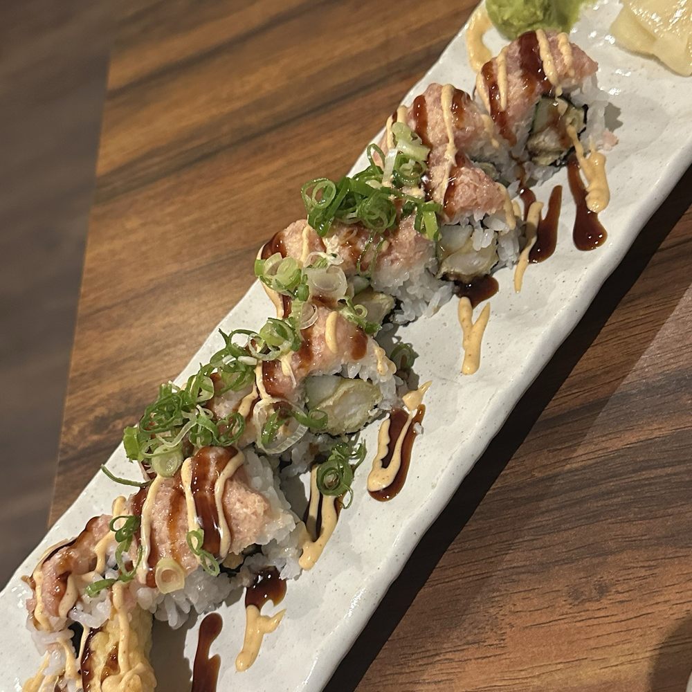 Tororo - Spicy ahi tempura roll - Japanese Near Me - Honolulu, Hawaii Tororo - Spicy ahi tempura roll - Japanese Near Me - Honolulu, Hawaii
