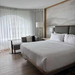 Montreal Marriott Chateau Champlain