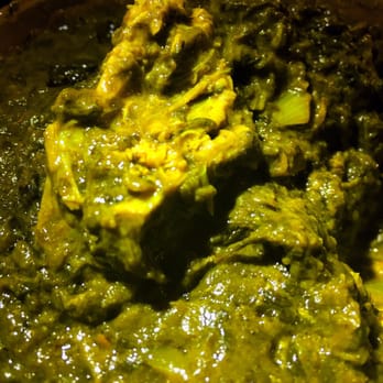 Raavi - Chicken saag - not great, big pieces of dry over cooked chicken breast with bones. Too much cream, not enough spinach - Indian Near Me - San Francisco, California Raavi - Chicken saag - not great, big pieces of dry over cooked chicken breast with bones. Too much cream, not enough spinach - Indian Near Me - San Francisco, California