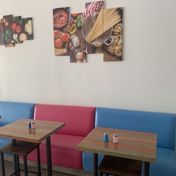 Plant Pizza - Seating area - Vegan Near Me - Cooper City, Florida Plant Pizza - Seating area - Vegan Near Me - Cooper City, Florida