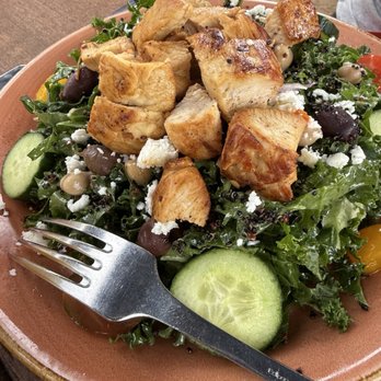 Nelson's - Mediterranean Quinoa & Kale Salad - Seafood Near Me - Rancho Palos Verdes, California