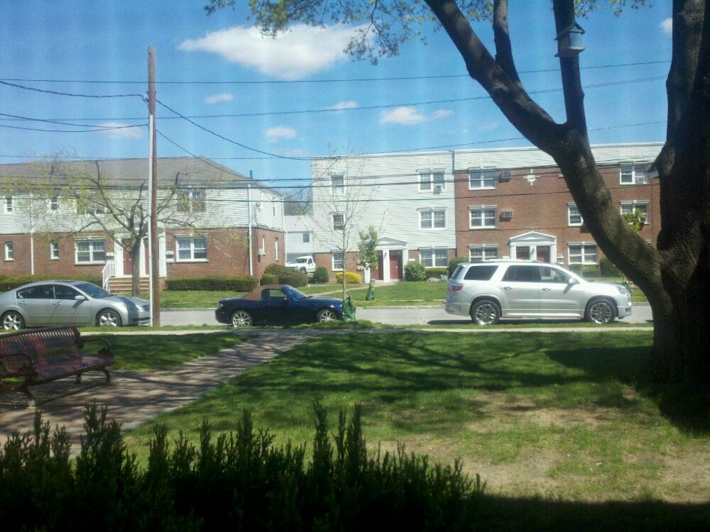 HASTINGS VILLAGE Updated October 2024 91 Hastings Ave, Rutherford