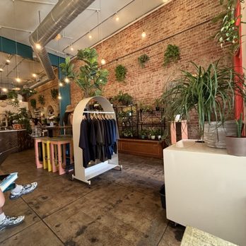 Kuyas - Cafes Near Me - Los Angeles, California Kuyas - Cafes Near Me - Los Angeles, California
