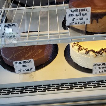 Quack's 43rd Street Bakery - Cakes - Bakeries Near Me - Austin, Texas
