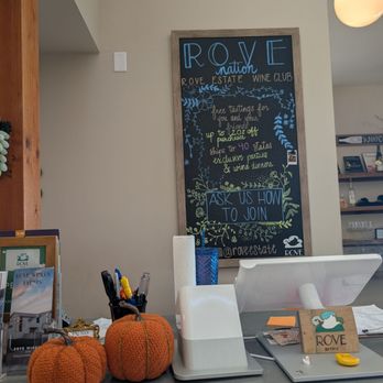 Rove Estate - Wine Tasting Room Near Me - Traverse City, Michigan Rove Estate - Wine Tasting Room Near Me - Traverse City, Michigan