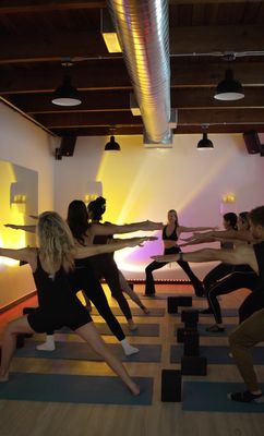 Circuit Works by null