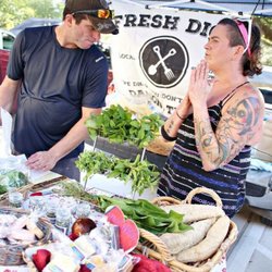 Peach Street Farmers Market - Yummy!