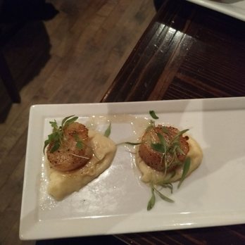 La Cosecha Bar + Restaurant - Scallops. Only 3. Pretty good. - Spanish Near Me - Paso Robles, California