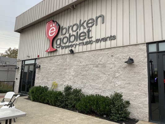 Broken Goblet Brewing by null
