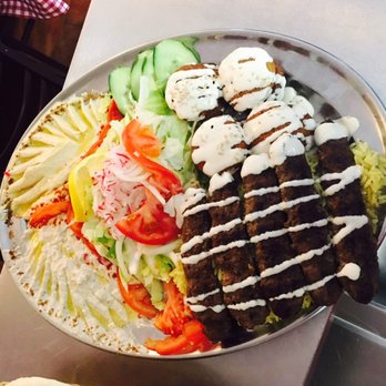Al Difa - Gemischte Platte für 2 Personen , lassen Sie es sich schmecken !! - Arabic Near Me - Berlin, BE