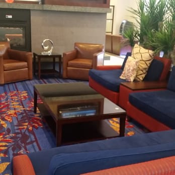 Residence Inn - Lobby sitting area - Hotels Near Me - Norfolk, Virginia