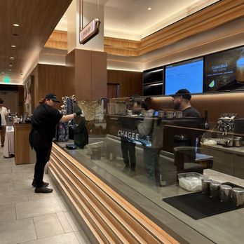 Chagee Modern Teahouse - Vibe - Coffee & Tea Near Me - Brea, California