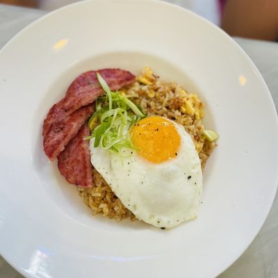 Homer St. Cafe and Bar by null