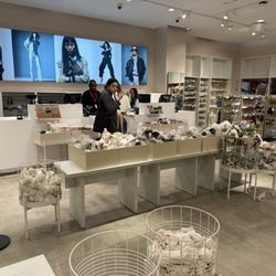 H&M