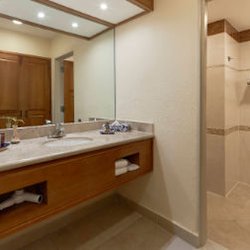 Ixtapan de la Sal Marriott Hotel, Spa & Convention Center - Bathroom