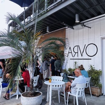 Arvo Café - Ambience - Cafes Near Me - Honolulu, Hawaii