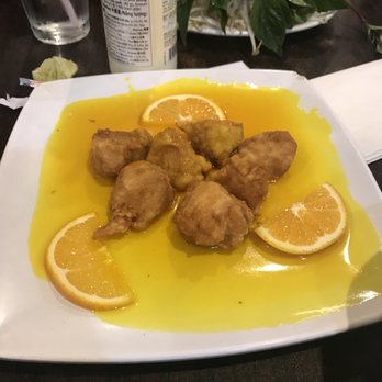 Simply Pho - Orange chicken...looks more like lemon chicken and they just give you 6 pieces of chicken. Stick with the Pho and Banh Mi - Vietnamese Near Me - Houston, Texas