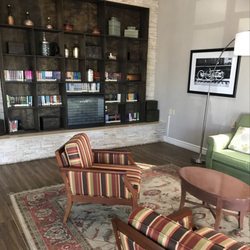 Country Inn and Suites by Carlson - Lobby area.