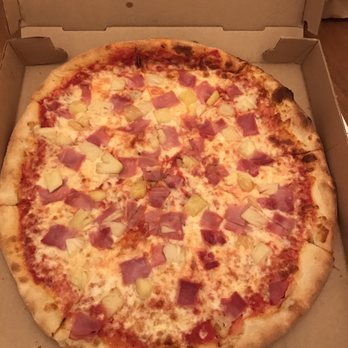 Pizza Point - Large pineapple and ham pizza - Pizza Near Me - Blackwood, New Jersey Pizza Point - Large pineapple and ham pizza - Pizza Near Me - Blackwood, New Jersey