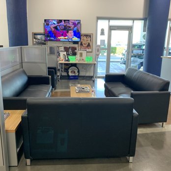 Texan Hyundai - Lobby - Auto Repair Near Me - Rosenberg, Texas Texan Hyundai - Lobby - Auto Repair Near Me - Rosenberg, Texas