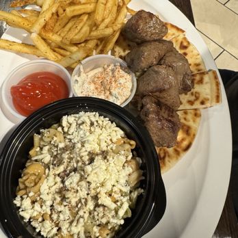 Odeh’s Mediterranean Kitchen - Beef Shish Kabob on Pita Platter - Mediterranean Near Me - High Point, North Carolina
