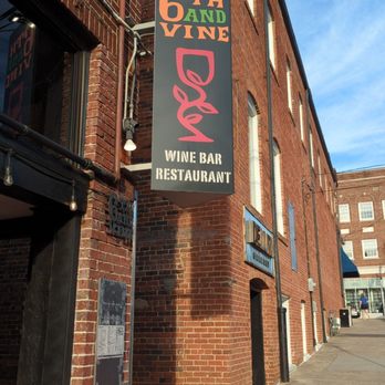 6th And Vine - New American Near Me - Winston-Salem, North Carolina