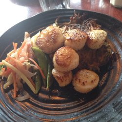 Fishbones - Scallops and potato hash