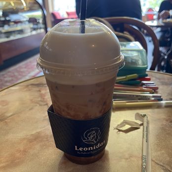 Leonidas Chocolate Cafe - Cafes Near Me - Evanston, Illinois