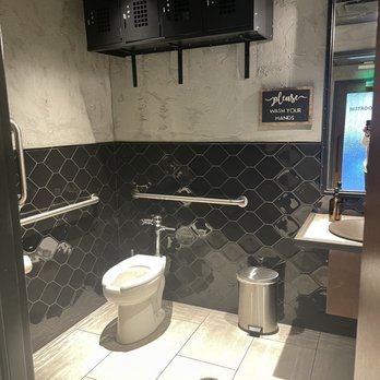 Culaccino - Clean restrooms - Italian Near Me - Franklin, Tennessee Culaccino - Clean restrooms - Italian Near Me - Franklin, Tennessee