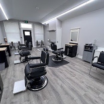 Burton Barber Studio - Barbers Near Me - Baltimore, Maryland Burton Barber Studio - Barbers Near Me - Baltimore, Maryland