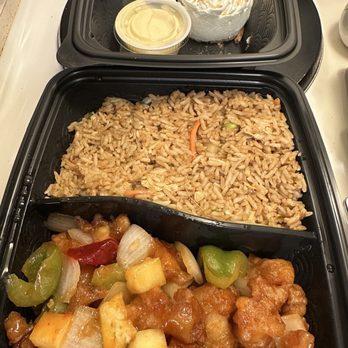 P.F. Chang's - Sweet & Sour Chicken New- Key Lime Pie - Chinese Near Me - Livonia, Michigan