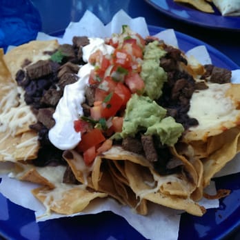 La Taqueria - Fully loaded nachos - Mexican Near Me - Zürich, ZH