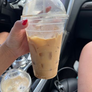 VigiLatte Artisan Coffee - Bon bon - already drank, filled to the top! - Coffee & Tea Near Me - Lahaina, Hawaii