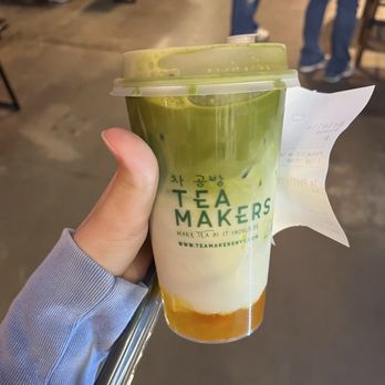 Tea Makers - Mango Matcha Latte with oatmilk - Bubble Tea Near Me - Brooklyn, New York Tea Makers - Mango Matcha Latte with oatmilk - Bubble Tea Near Me - Brooklyn, New York