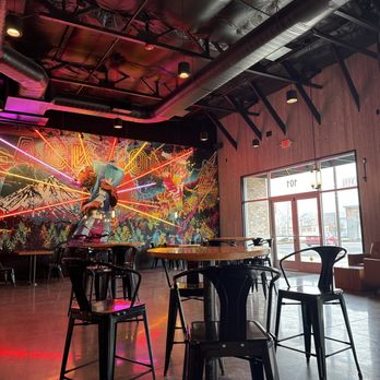 Black Rock Coffee Bar - Coffee & Tea Near Me - Medford, Oregon