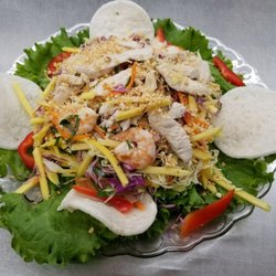 Pho Cuu Long Restaurant - #7 Shrimp & Chicken Mango Salad