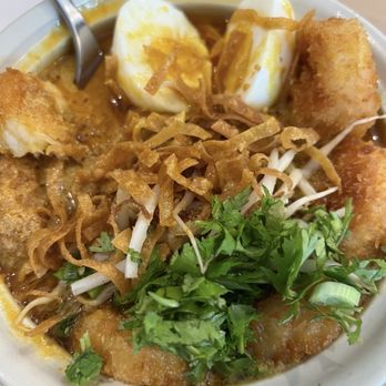 Grub - Laksa Soup with Noodles and Shrimp Tempura - Asian Fusion Near Me - West Nyack, New York