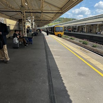 Bath Spa Train Station - Train Stations Near Me - Bath, BAS